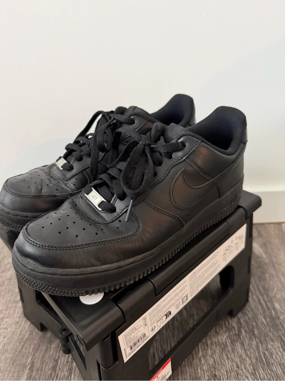 Nike Men's AF1 All-Black Leather Low-Top Sneakers